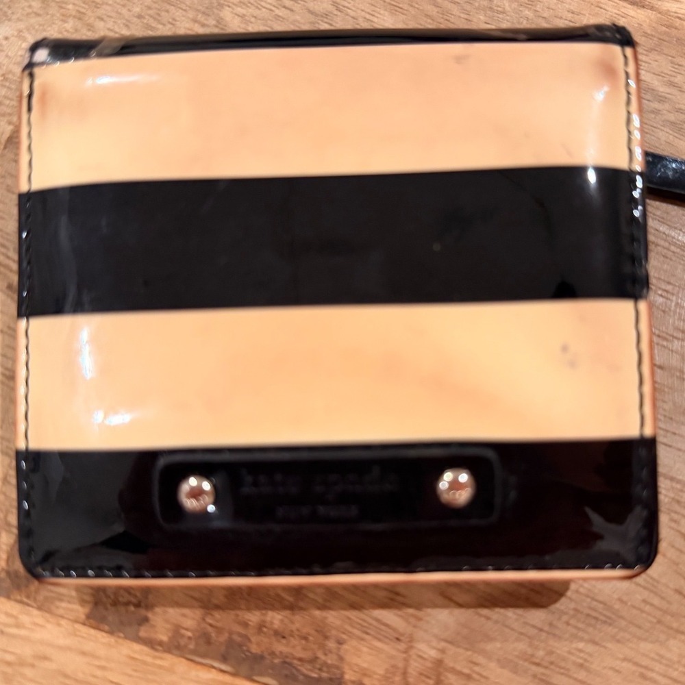Kate Spade New York Striped Patent Leather Bifold Wallet Black Cream Pink
